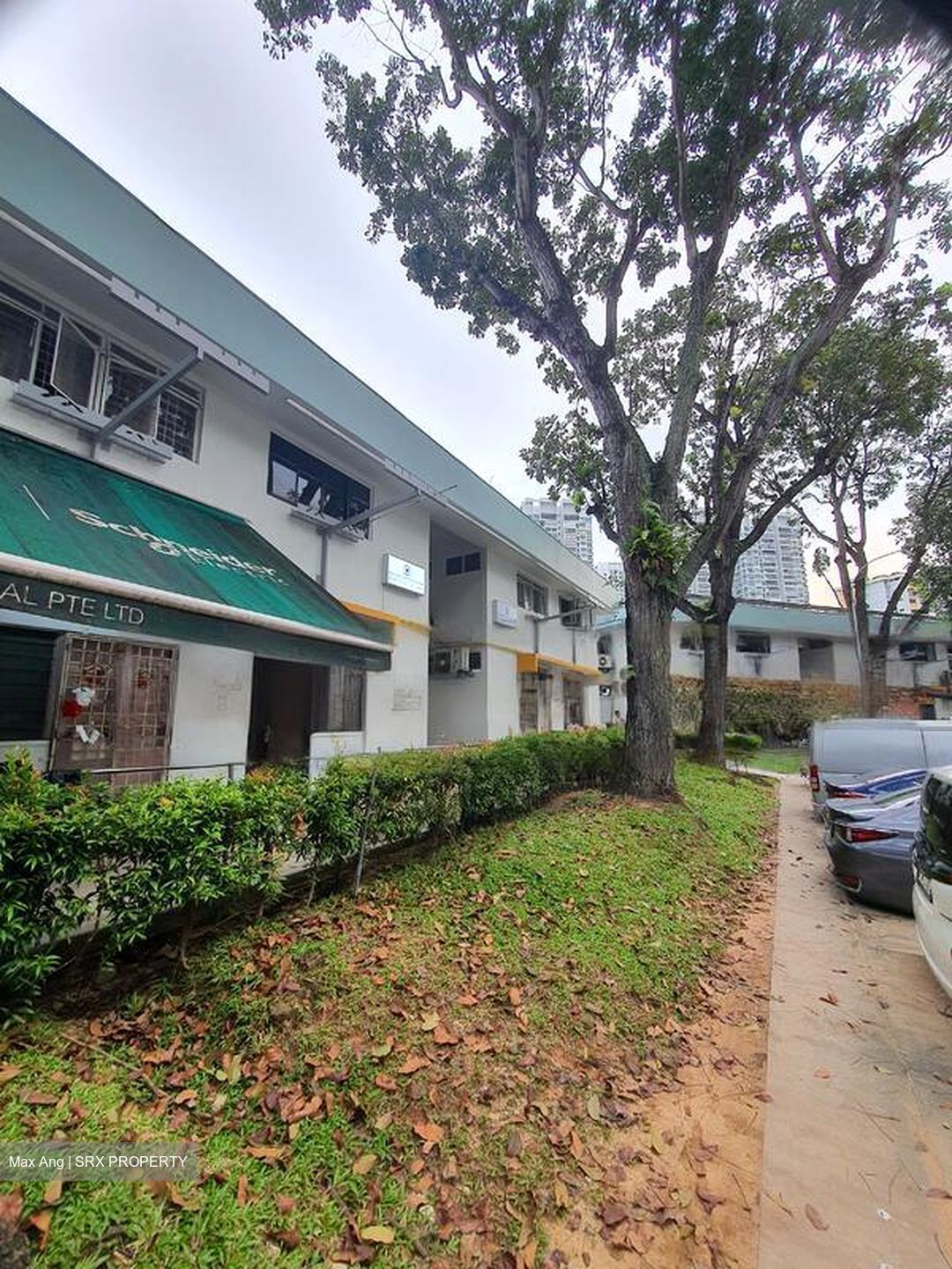 Cheng San Centre (D20), Shop House #459406451